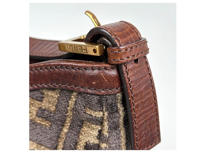 Bolsa de ombro Fendi marrom com padrão Zucca - vista 5