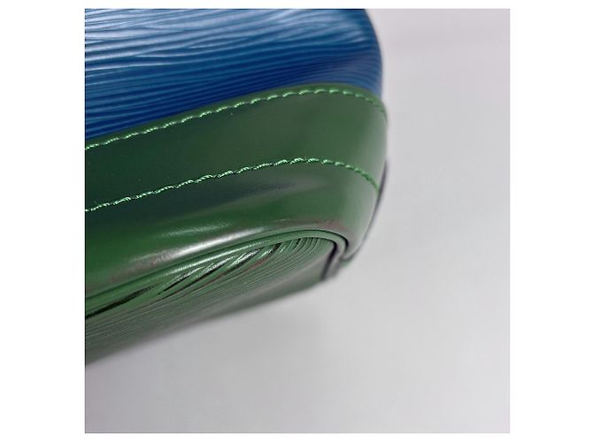 Noe Borsa a tracolla Louis Vuitton Noé Blu Verde - vista 3