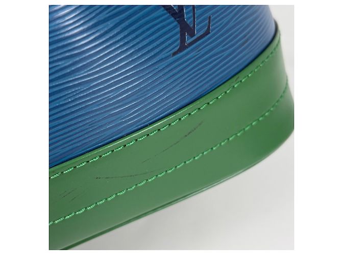 Noe Borsa a tracolla Louis Vuitton Noé Blu Verde - vista 4