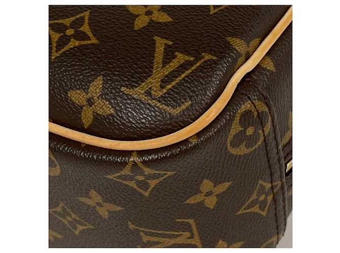 Borsa a mano Louis Vuitton Trouville Marrone - vista 3