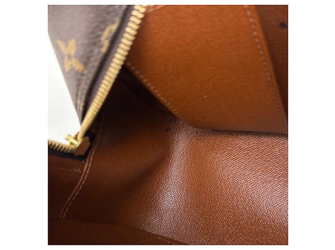 Louis Vuitton Cite MM Shoulder Bag Brown - view 7
