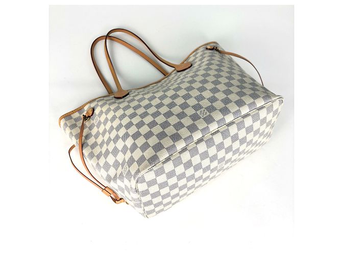Borsa Tote Louis Vuitton Neverfull MM Bianco - vista 2