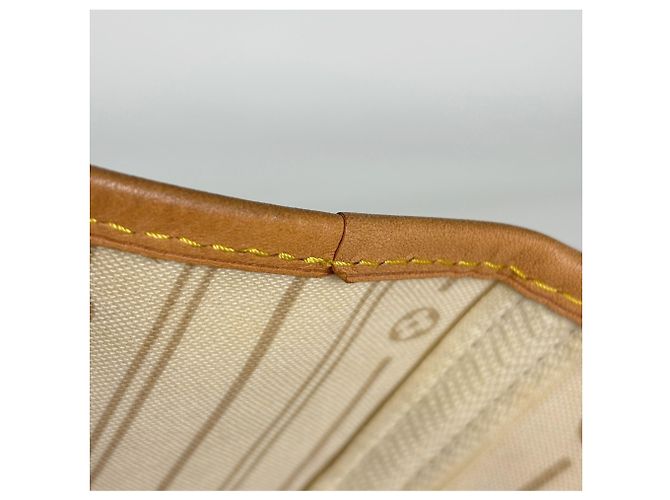 Borsa Tote Louis Vuitton Neverfull MM Bianco - vista 7