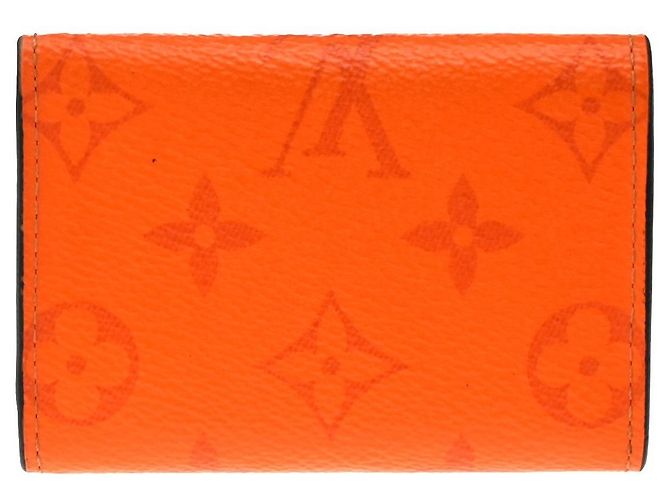 Louis Vuitton Discovery Monogram Taigarama Compact Arancione - vista 2