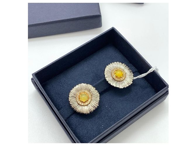 Buccellati Blossoms Ohrringe aus Silber, Diamanten und Karneol - Ansicht 2