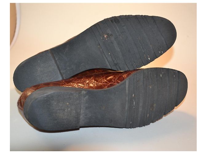 Mocassini Salvatore Ferragamo in coccodrillo marrone - vista 5