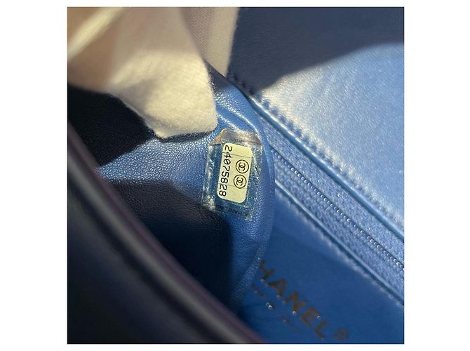 Borsa Chanel Classic Flap in pelle blu - vista 8