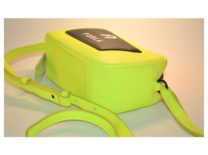 Borsa a tracolla Furla in pelle giallo neon - vista 5