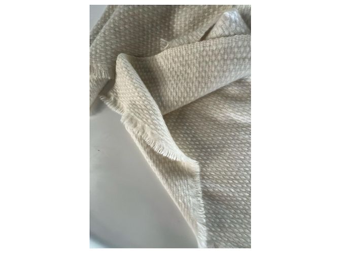 Sciarpa Cruciani in cashmere e seta color crema Crudo - vista 6