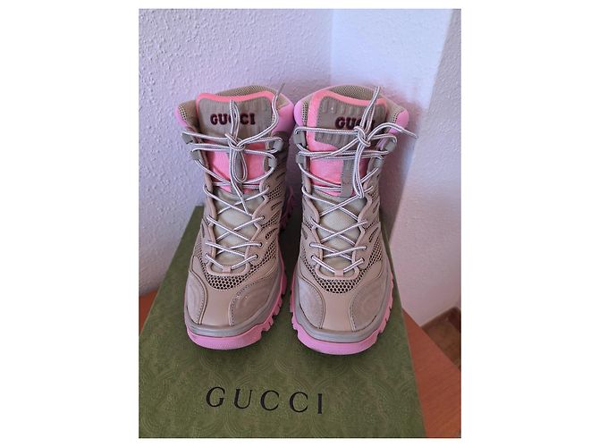 Gucci Scarponi da trekking Beige e Rosa Grigio - vista 2