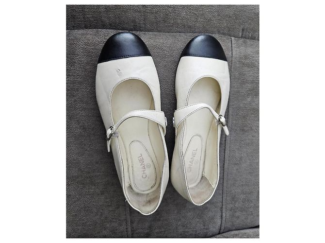 Chanel Ballerine Mary Jane bicolore Nero Bianco - vista 16