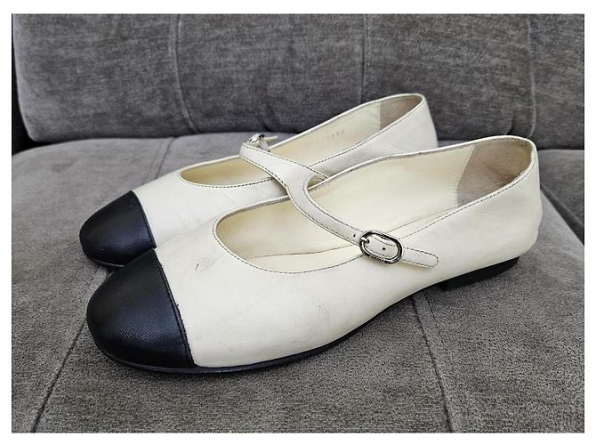Chanel Ballerine Mary Jane bicolore Nero Bianco - vista 5