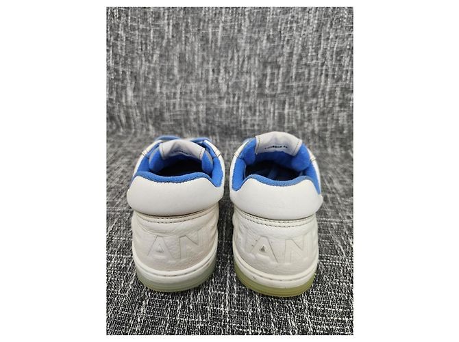 Sneakers Chanel in pelle bianca logo CC Bianco Blu - vista 6