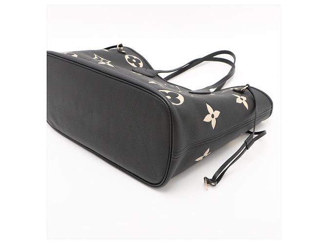 Louis Vuitton Borsa a spalla Shopper Neverfull MM in pelle Empreinte Nero - vista 3