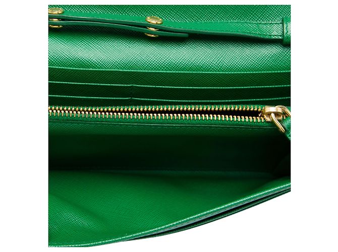 Borsa a tracolla Prada Saffiano Lux Wallet On Chain Verde - vista 4