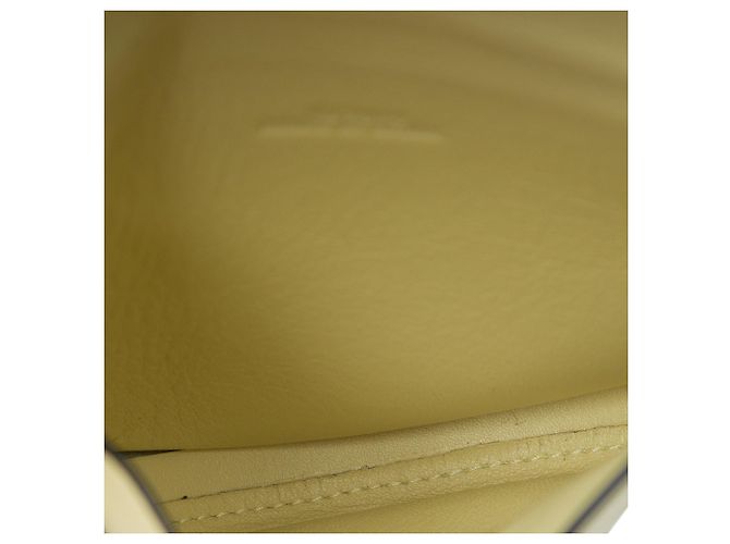 Bolso bandolera LOEWE Small Leather Heel Pouch Verde - vista 4