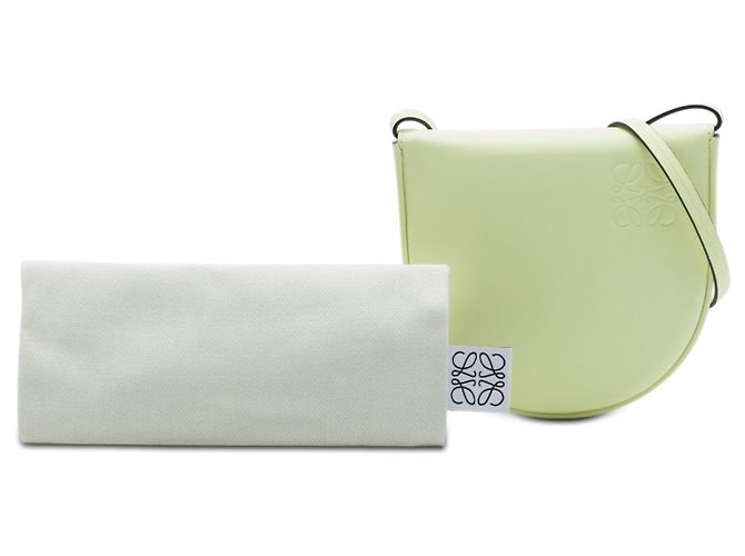 Bolso bandolera LOEWE Small Leather Heel Pouch Verde - vista 7