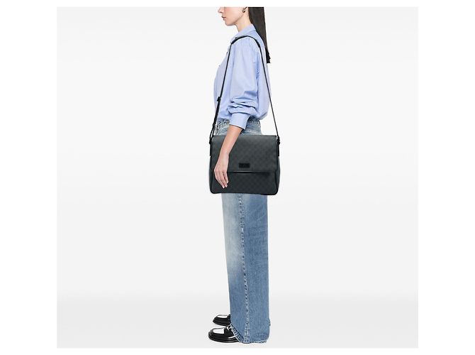 Borsa a tracolla con patta Gucci GG Supreme Nera Nero - vista 6