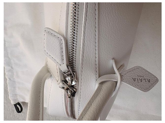 Alaïa Borsa Le Teckel in pelle bianca Bianco - vista 7