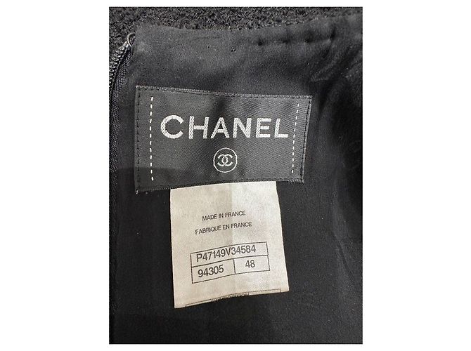 Timeless Set Giacca e Abito Chanel in Bouclé Nero - FR 48 Usato - vista 9