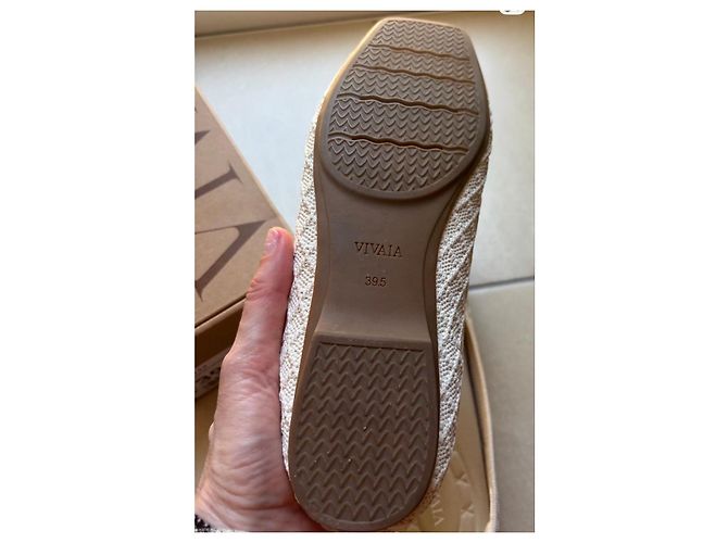 Autre Marque Vivaia Margot V-Cut Bailarinas Punta Cuadrada Beige Crudo - vista 3