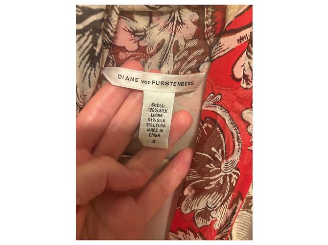 Diane von Furstenberg Blusa de seda estampado floral rojo Blanco Hardware de plata - vista 10