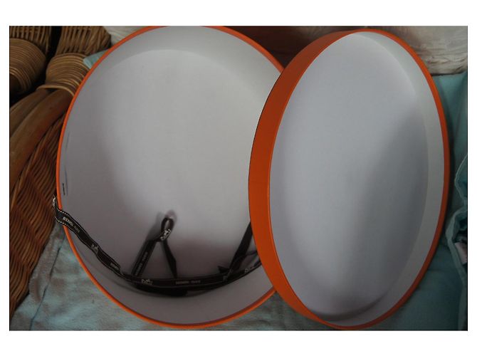 Hermès Scatola per Cappelli Rotonda Arancione - vista 8