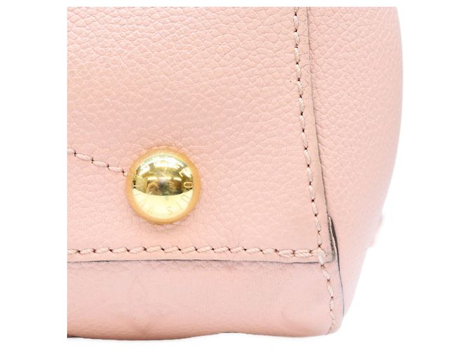 Borsa a tracolla Louis Vuitton Pink Monogram Empreinte Montaigne BB Rosa - vista 6
