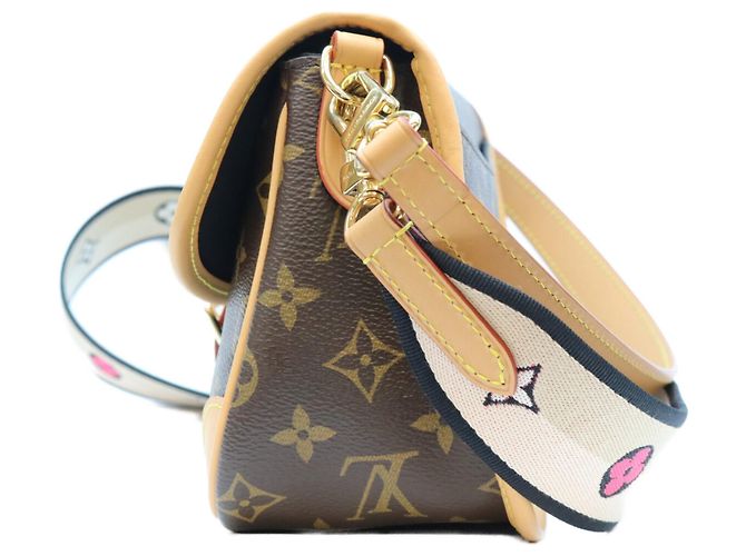 Borsa a tracolla Louis Vuitton Monogram Noir Diane NM PM Marrone - vista 2