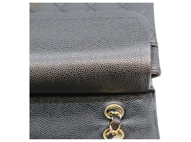 Borsa a tracolla Chanel A01112 in pelle Caviar Matelassé Nero - vista 10