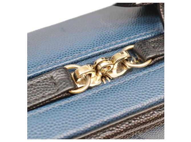 Borsa a tracolla Small Vanity Chanel A93342 CC Filigree Nero Blu - vista 7