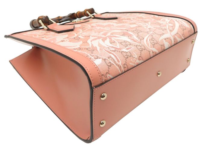 Borsa Tote Gucci Diana Medium - Japan Limited Edition Beige Pesca - vista 3