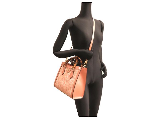 Borsa Tote Gucci Diana Medium - Japan Limited Edition Beige Pesca - vista 8