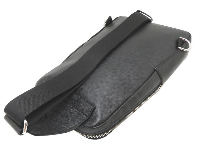 Borsa a tracolla Louis Vuitton Avenue Nero - vista 4