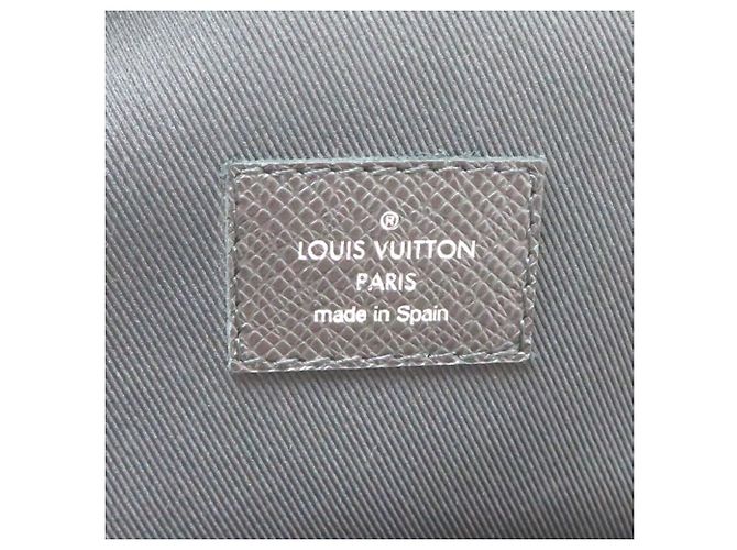 Borsa a tracolla Louis Vuitton Avenue Nero - vista 7
