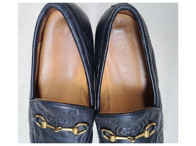 Mocassini Gucci in pelle nera con logo GG in rilievo Nero - vista 8