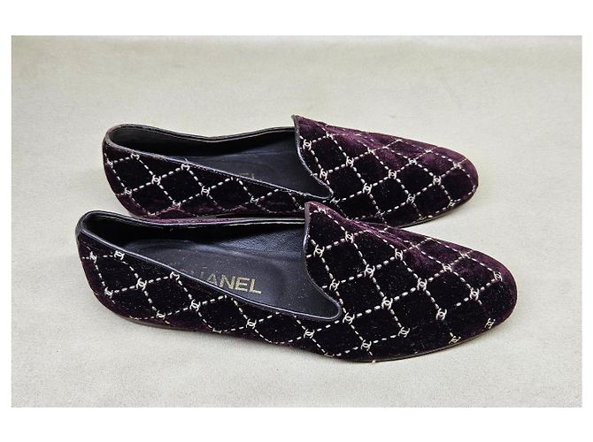 Mocassini Chanel in velluto CC Bordò - vista 5