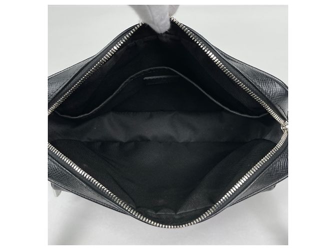 Borsa a tracolla Louis Vuitton Outdoor Messenger PM Nero - vista 7