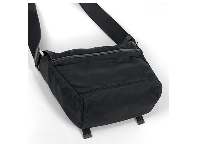Borsa a tracolla Prada in nylon e pelle Nero - vista 2
