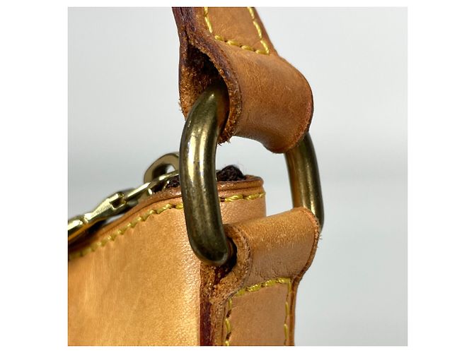 Bolso de hombro Louis Vuitton Odeon PM Castaño Monograma - vista 4