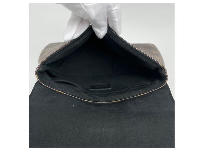 Borsa Louis Vuitton Rocky BB Marrone Nero - vista 12