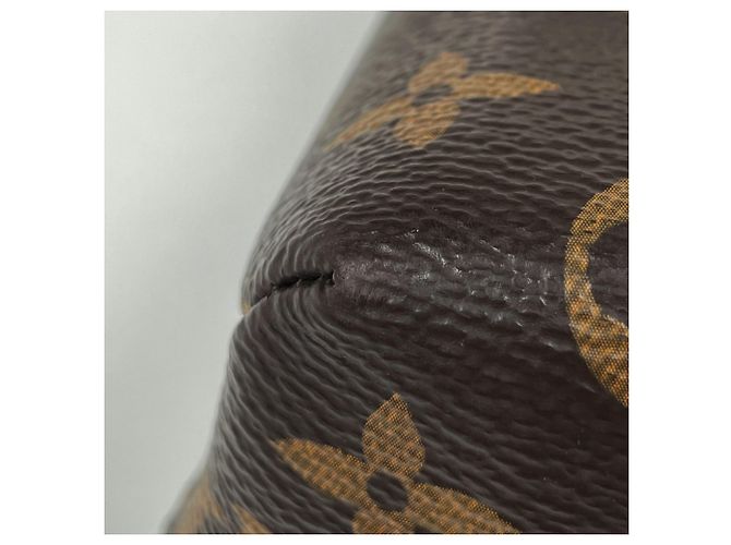 Borsa Louis Vuitton Rocky BB Marrone Nero - vista 3