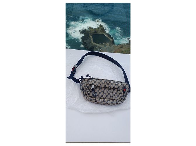 Marsupio Gucci Monogram Beige e Blu Blu scuro - vista 16