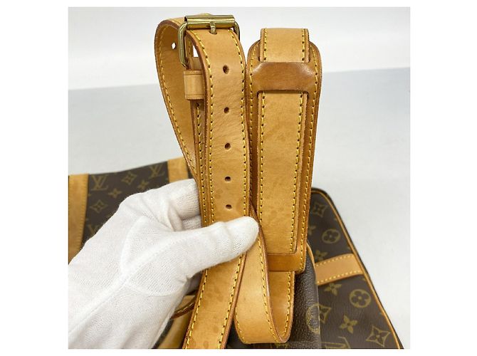 Louis Vuitton Boston Monogram Keepall Bandoulière 50 Marrone - vista 9
