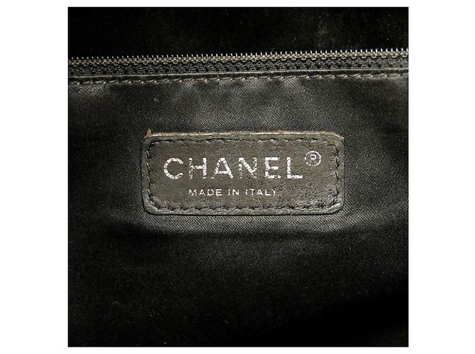 Borsa Tote Chanel in pelle di vitello martellata nera Nero - vista 5
