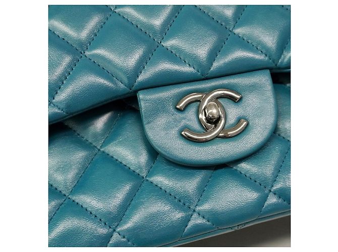 Borsa a tracolla Chanel in pelle d'agnello blu - vista 12