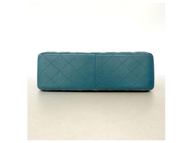 Borsa a tracolla Chanel in pelle d'agnello blu - vista 3