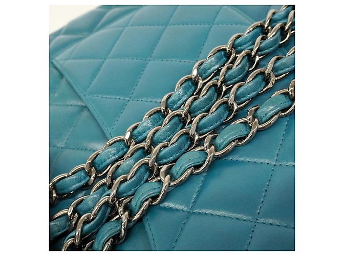 Borsa a tracolla Chanel in pelle d'agnello blu - vista 6