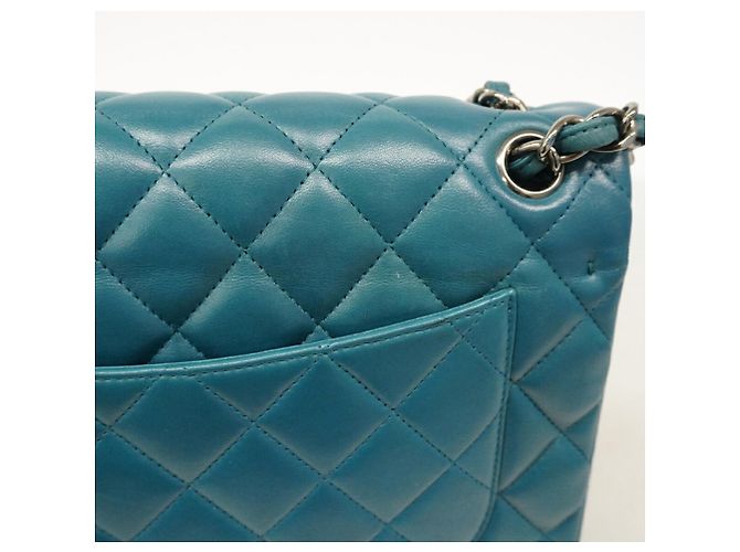 Borsa a tracolla Chanel in pelle d'agnello blu - vista 9