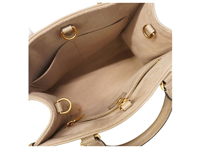 Louis Vuitton Monogram Empreinte Bicolor OnTheGo PM Handtasche Grau Roh - Ansicht 4